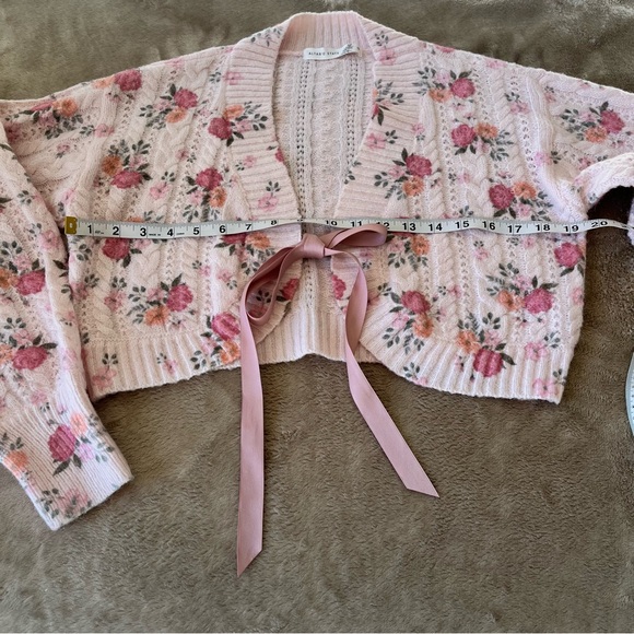 Altar'd State Spencer Pink Floral Ribbon Tie Front Cardigan Women S CropSweater - Picture 6 of 8